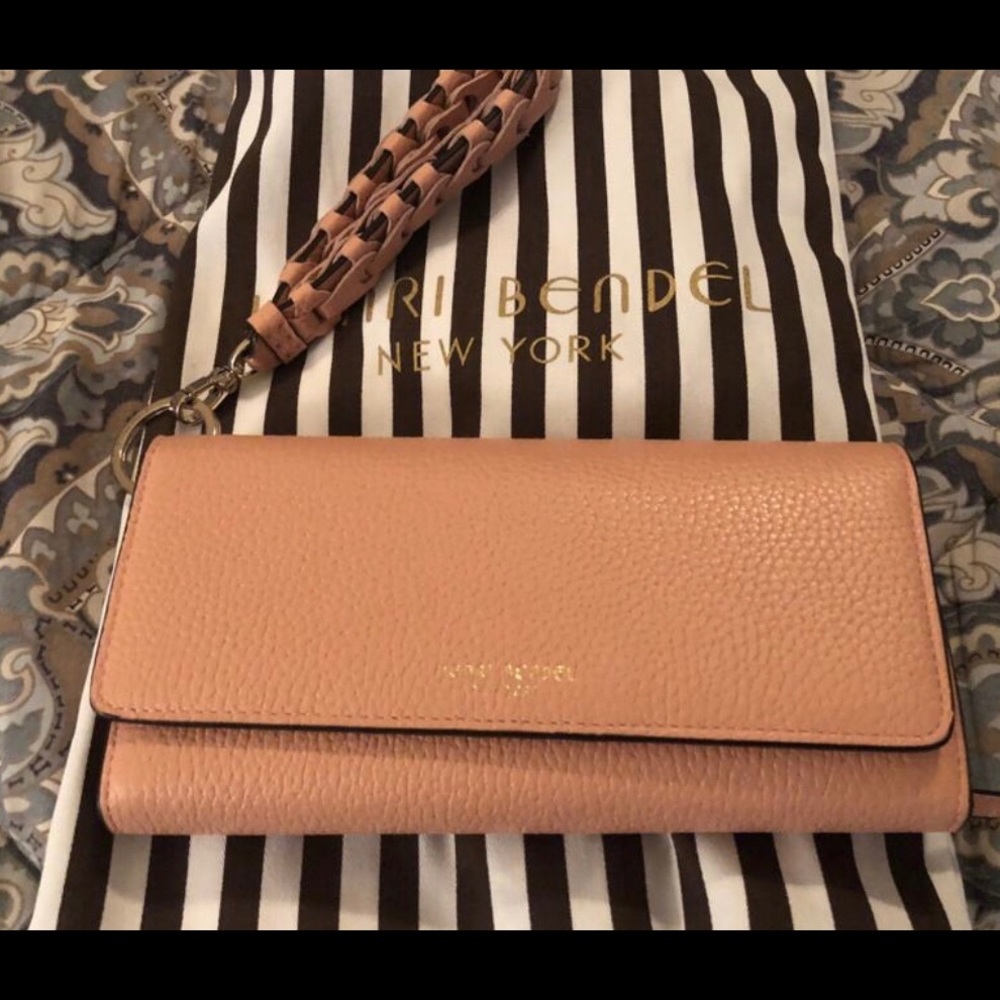 Henri Bendel Organizer Wallet Wristlet